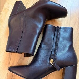 Elegant black Cole haan Ankle Boots